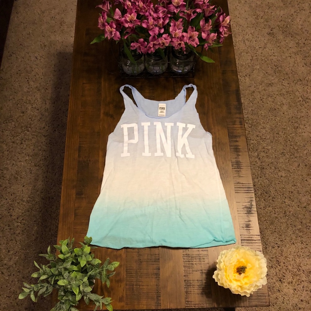 PINK tank top💙💚